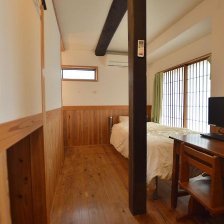 Guest House Ilonggo Tsu Extérieur photo