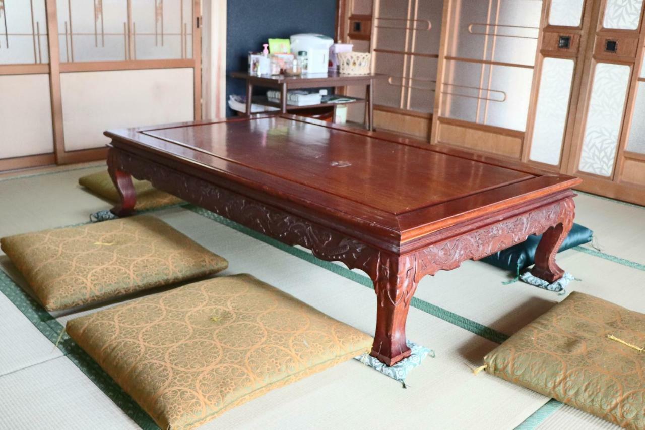 Guest House Ilonggo Tsu Extérieur photo